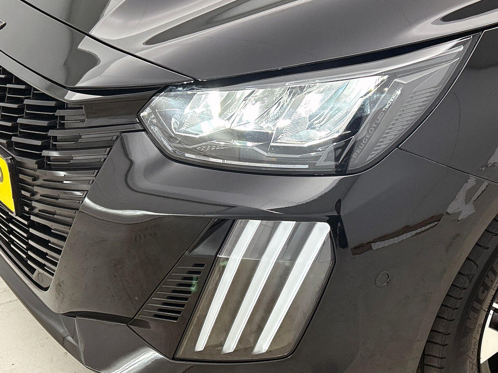 Peugeot 208 (KBD78P) met abonnement