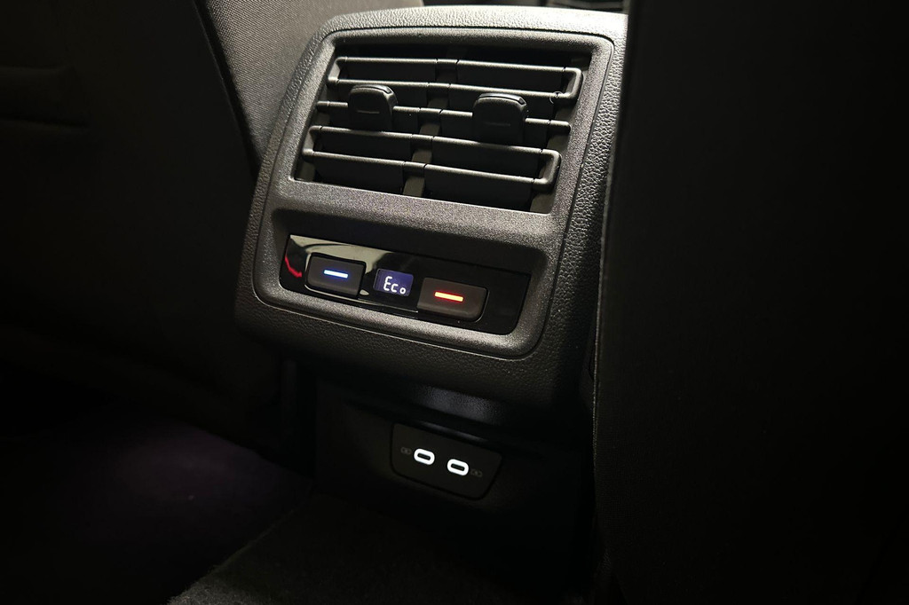 Volkswagen Golf GTE (JZK34J) met abonnement