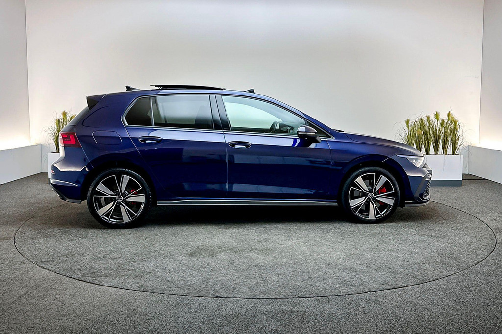 Volkswagen Golf GTE (JZK34J) met abonnement