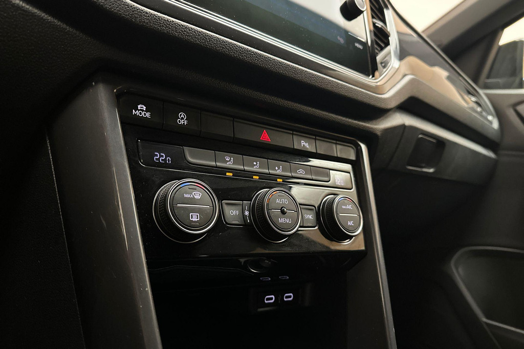 Volkswagen T-Roc (P098JX) met abonnement