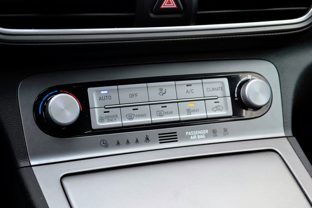 Hyundai Kona (K996JH) met abonnement