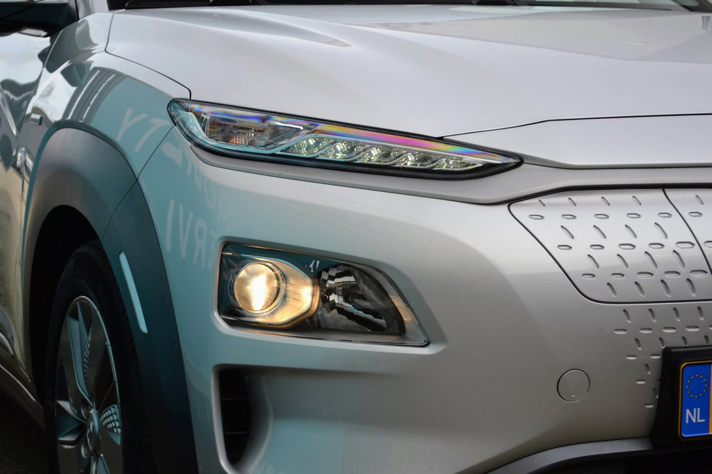 Hyundai Kona (K996JH) met abonnement