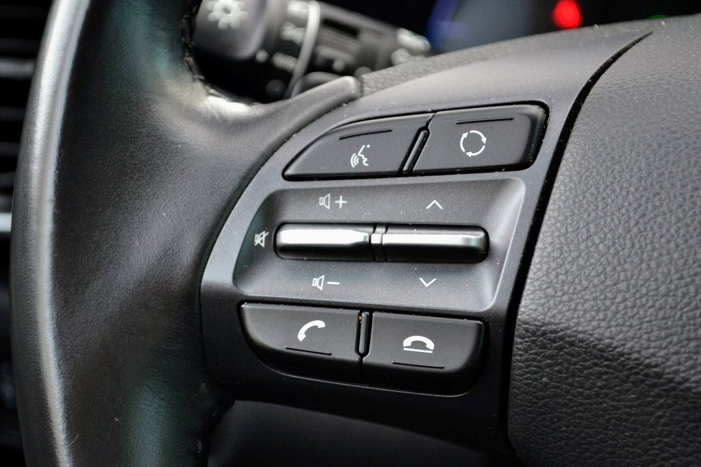 Hyundai Kona (K996JH) met abonnement