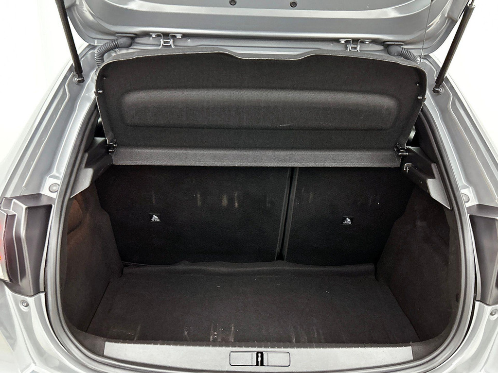 Peugeot 208 (KBK63Z) met abonnement