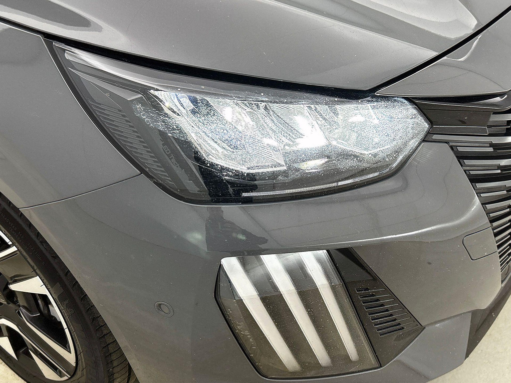 Peugeot 208 (KBK63Z) met abonnement