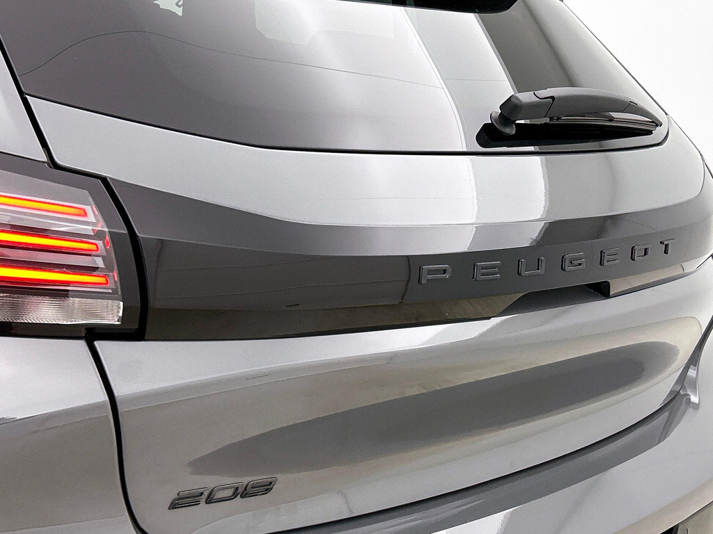 Peugeot 208 (KBK63Z) met abonnement
