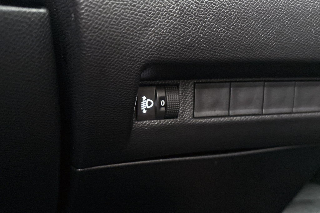 Peugeot 2008 (GHP94N) met abonnement