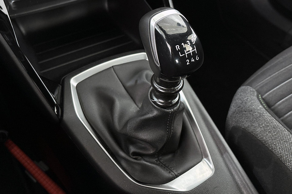 Peugeot 2008 (GHP94N) met abonnement