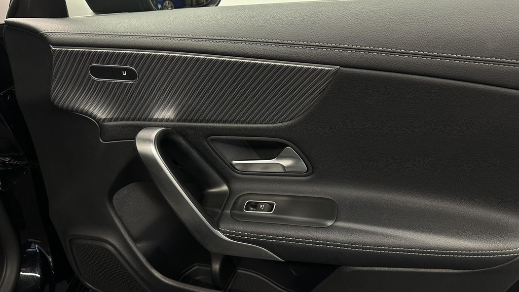 Mercedes-Benz CLA-Klasse (X515DD) met abonnement