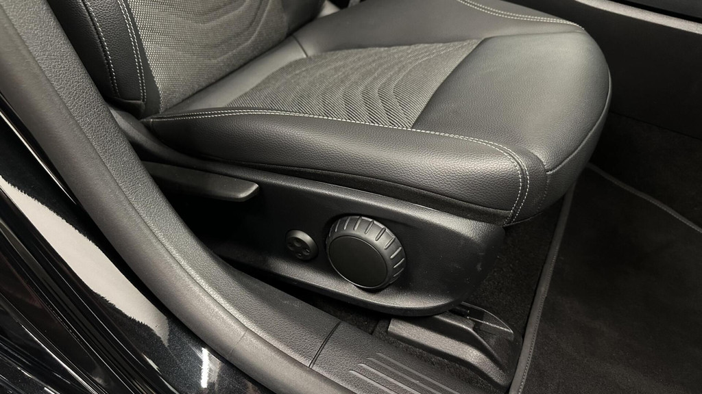 Mercedes-Benz CLA-Klasse (X515DD) met abonnement