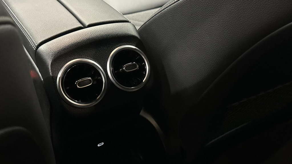 Mercedes-Benz CLA-Klasse (X515DD) met abonnement