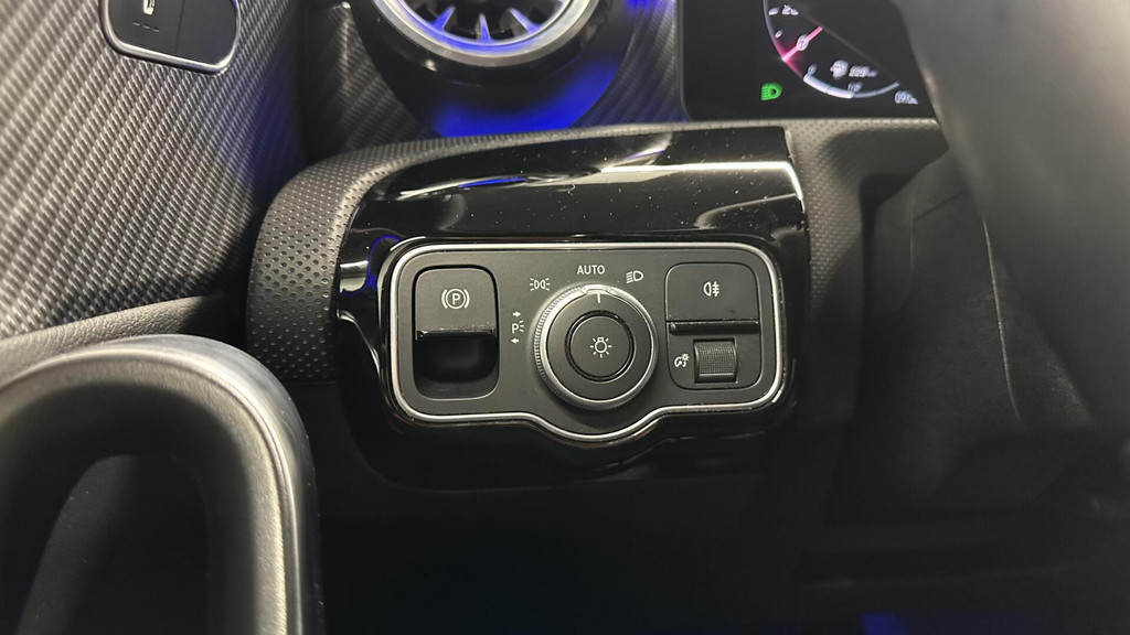 Mercedes-Benz CLA-Klasse (X515DD) met abonnement