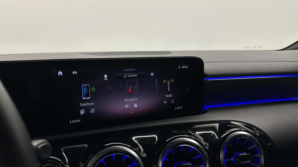 Mercedes-Benz CLA-Klasse (X515DD) met abonnement