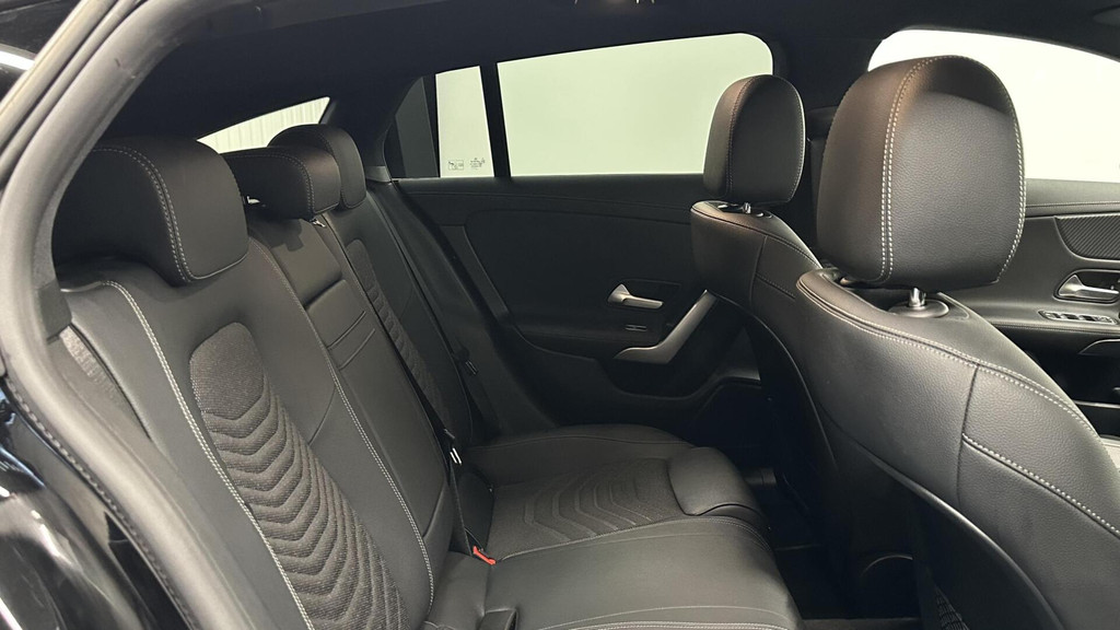 Mercedes-Benz CLA-Klasse (X515DD) met abonnement