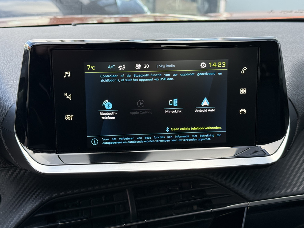 Peugeot e-2008 (T758GG) met abonnement