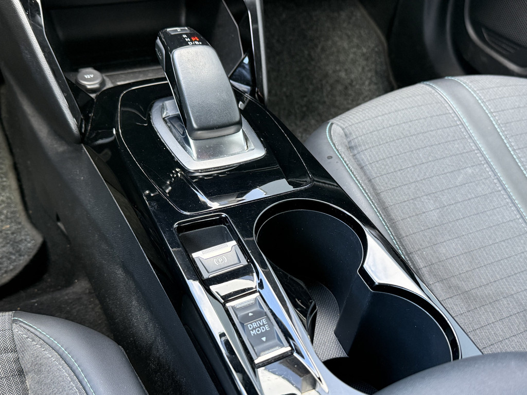 Peugeot e-2008 (T758GG) met abonnement