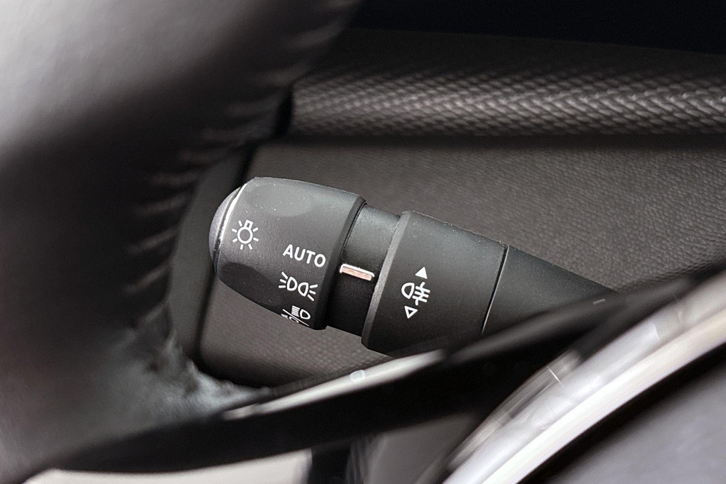 Peugeot 308 (GDH68L) met abonnement