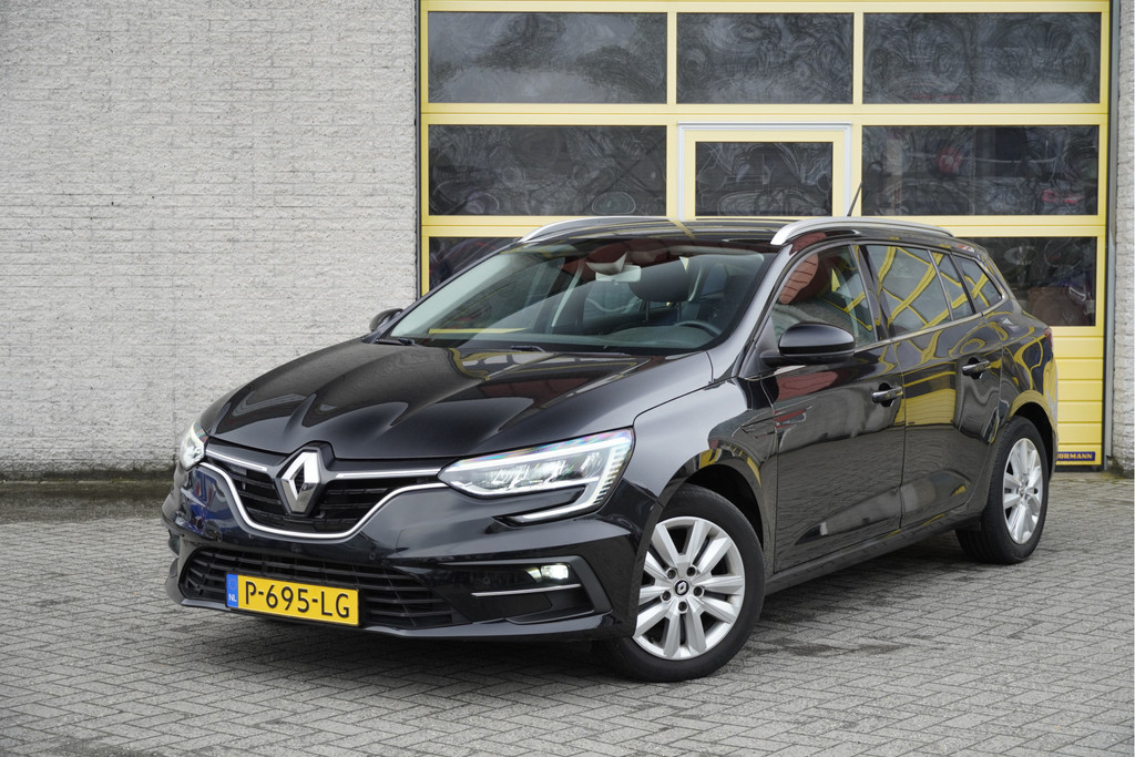 Renault MEGANE Estate (P695LG) met abonnement