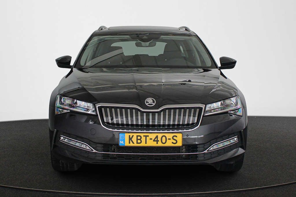 ŠKODA Superb (KBT40S) met abonnement