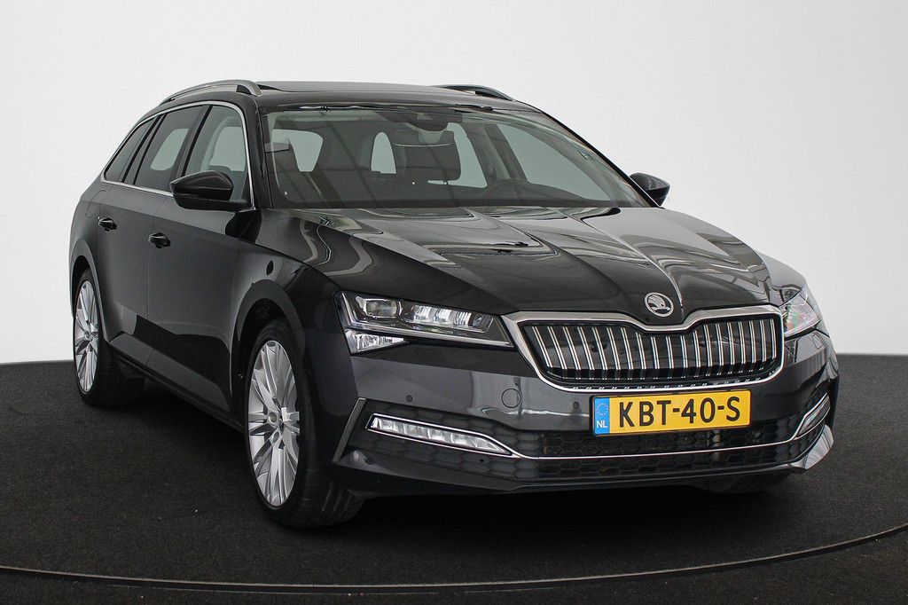ŠKODA Superb (KBT40S) met abonnement