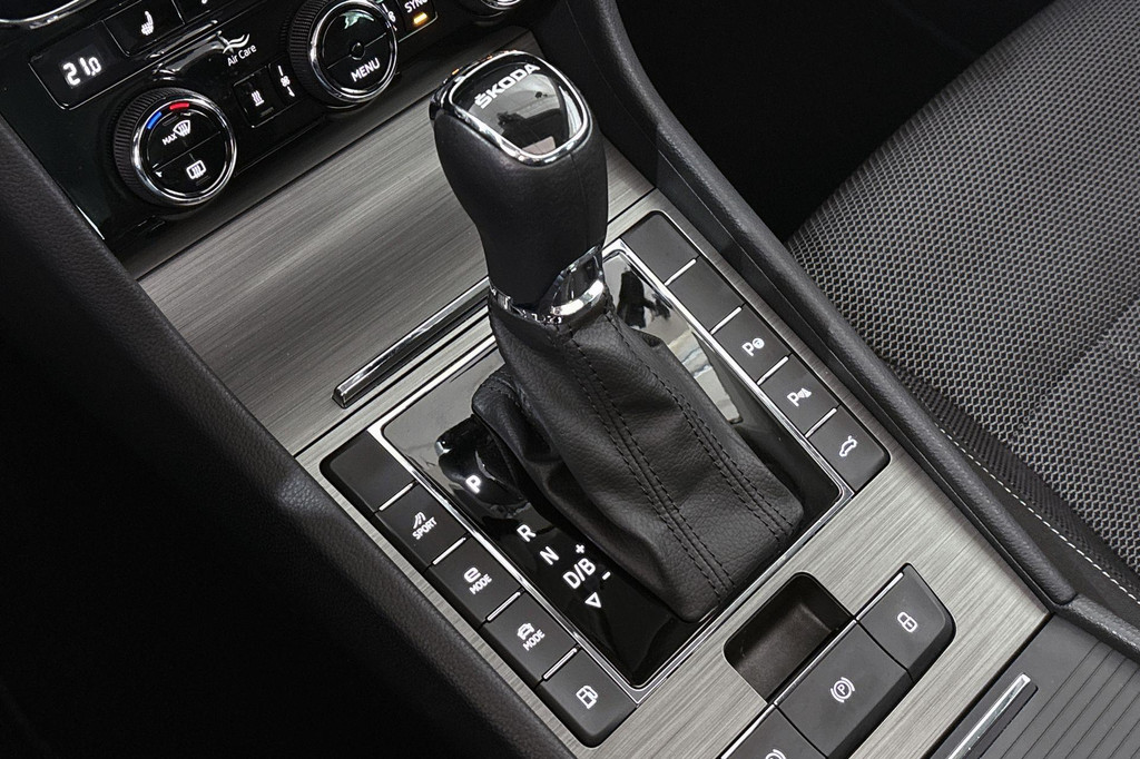 ŠKODA Superb (KBT40S) met abonnement