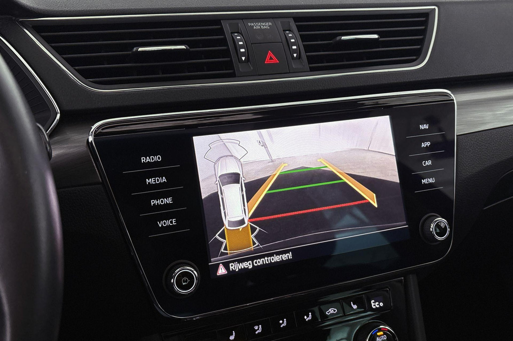 ŠKODA Superb (KBT40S) met abonnement