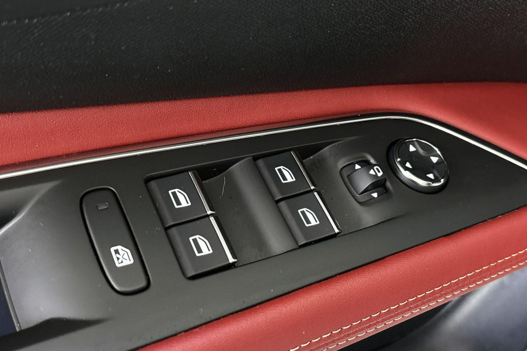 Peugeot 3008 (KBT49T) met abonnement