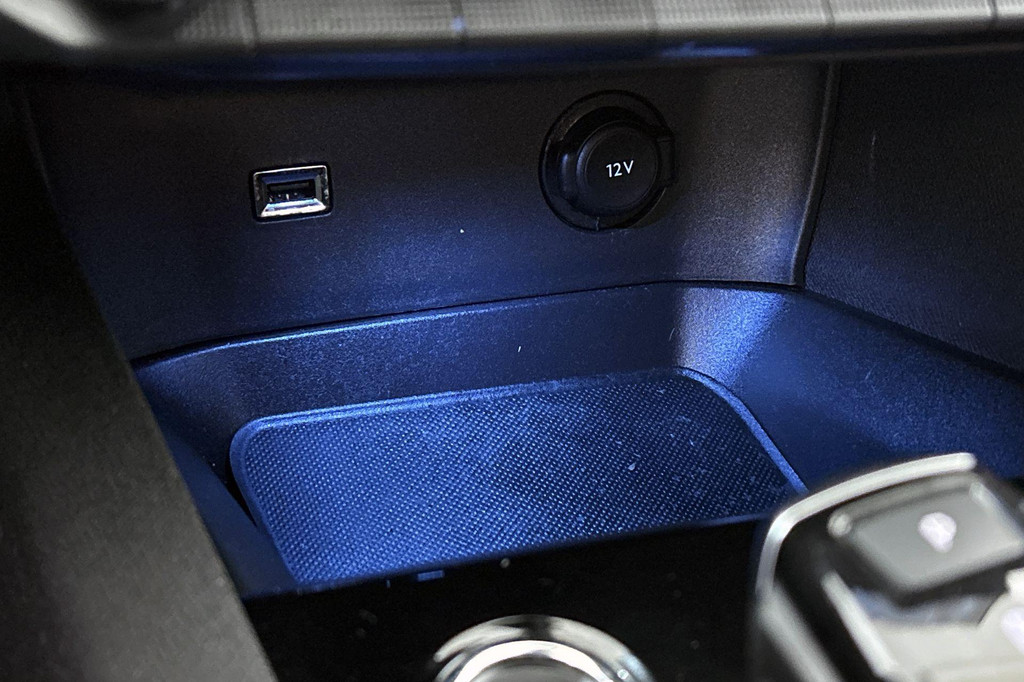 Peugeot 3008 (KBT49T) met abonnement