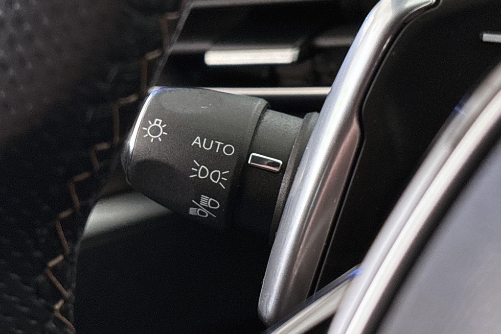 Peugeot 3008 (KBT49T) met abonnement