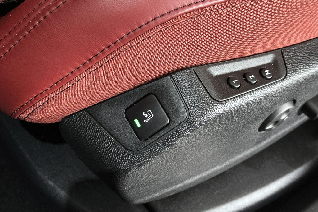 Peugeot 3008 (KBT49T) met abonnement