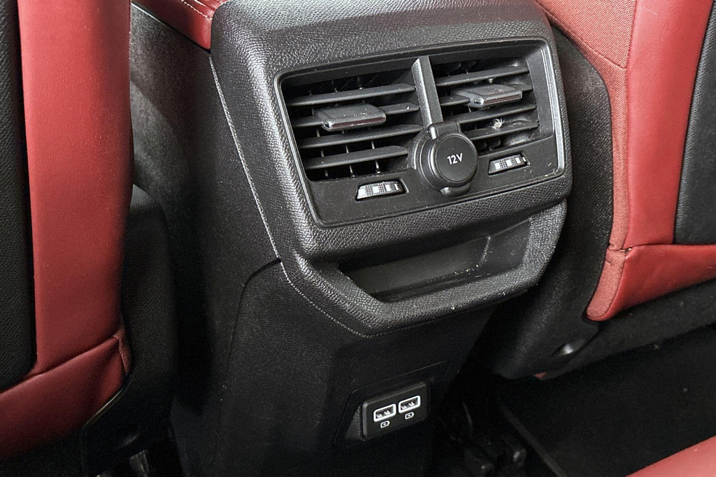 Peugeot 3008 (KBT49T) met abonnement