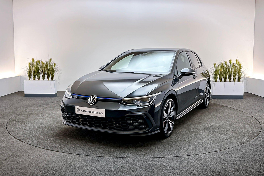 Volkswagen Golf GTE (KBD61V) met abonnement