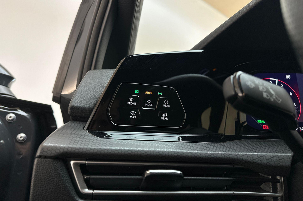 Volkswagen Golf GTE (KBD61V) met abonnement