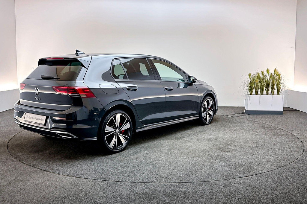 Volkswagen Golf GTE (KBD61V) met abonnement