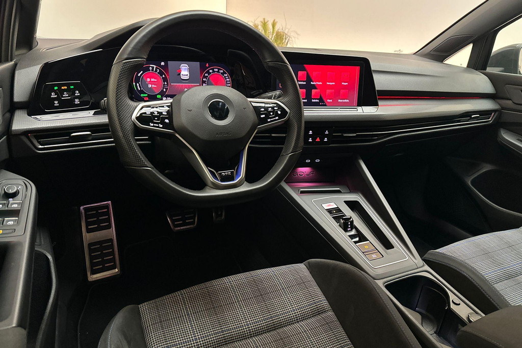 Volkswagen Golf GTE (KBD61V) met abonnement