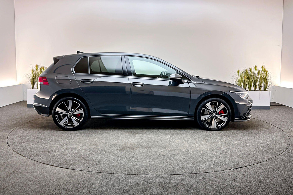 Volkswagen Golf GTE (KBD61V) met abonnement