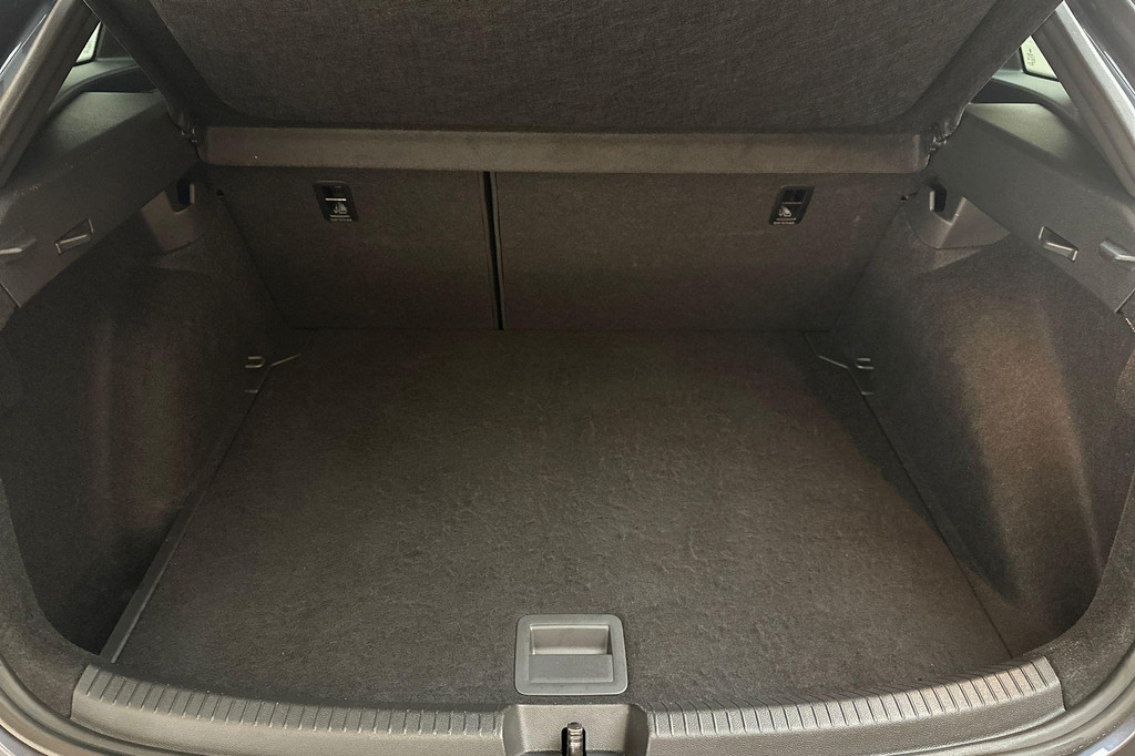 Volkswagen Taigo (JZV63F) met abonnement