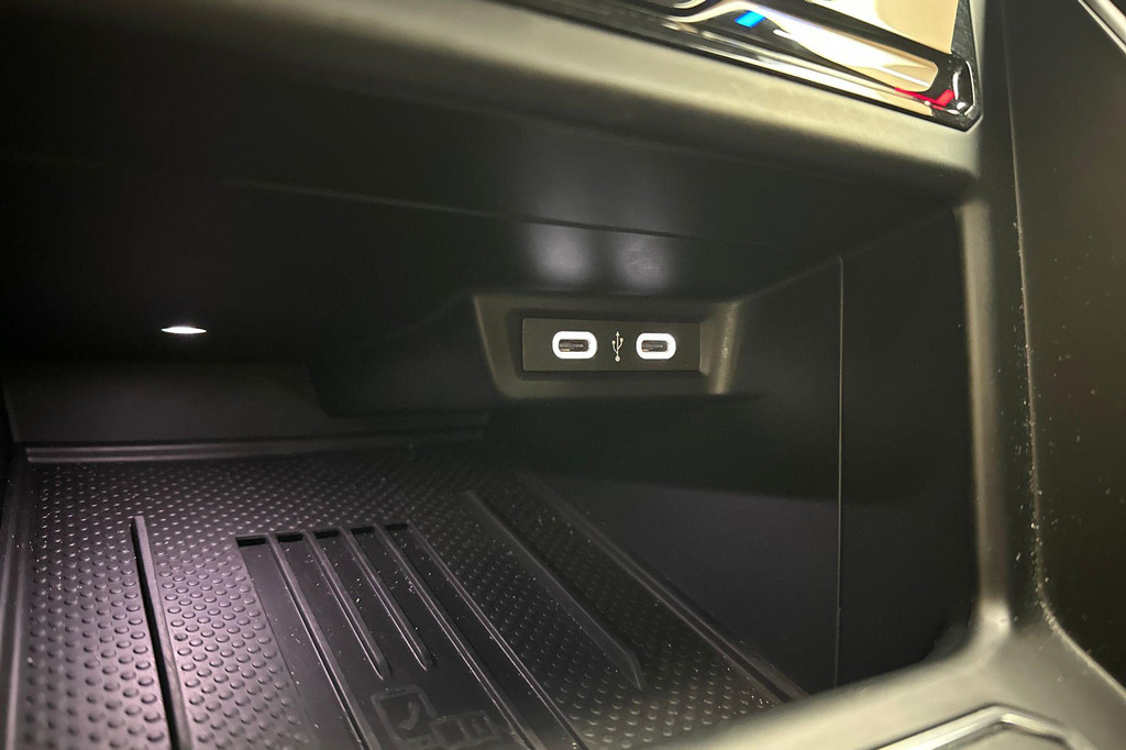 Volkswagen Taigo (JZV79D) met abonnement