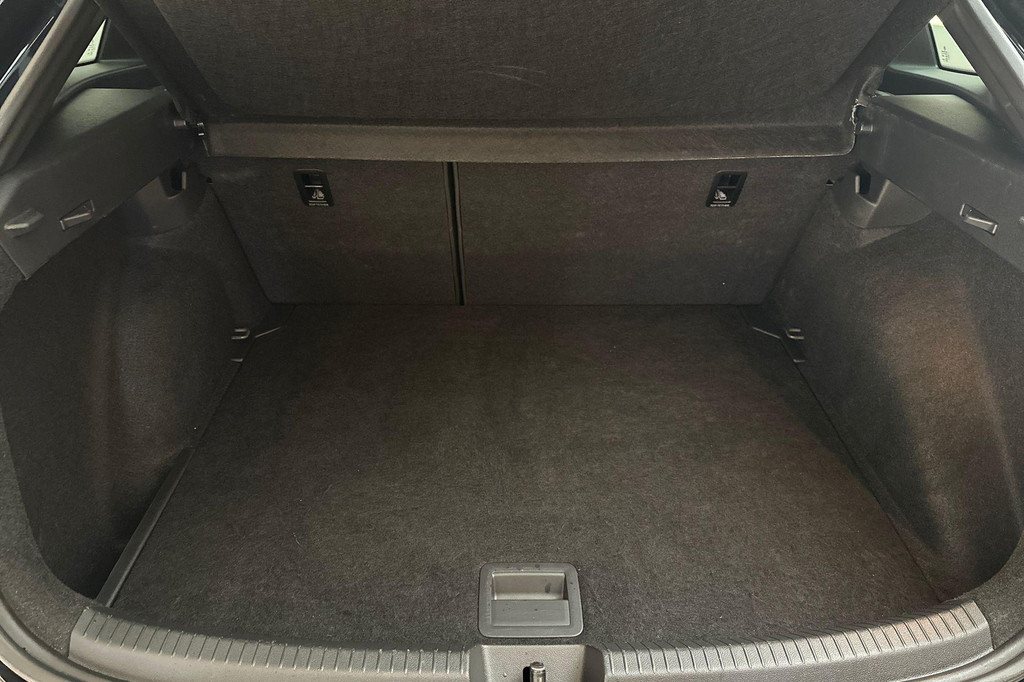 Volkswagen Taigo (JZV79D) met abonnement