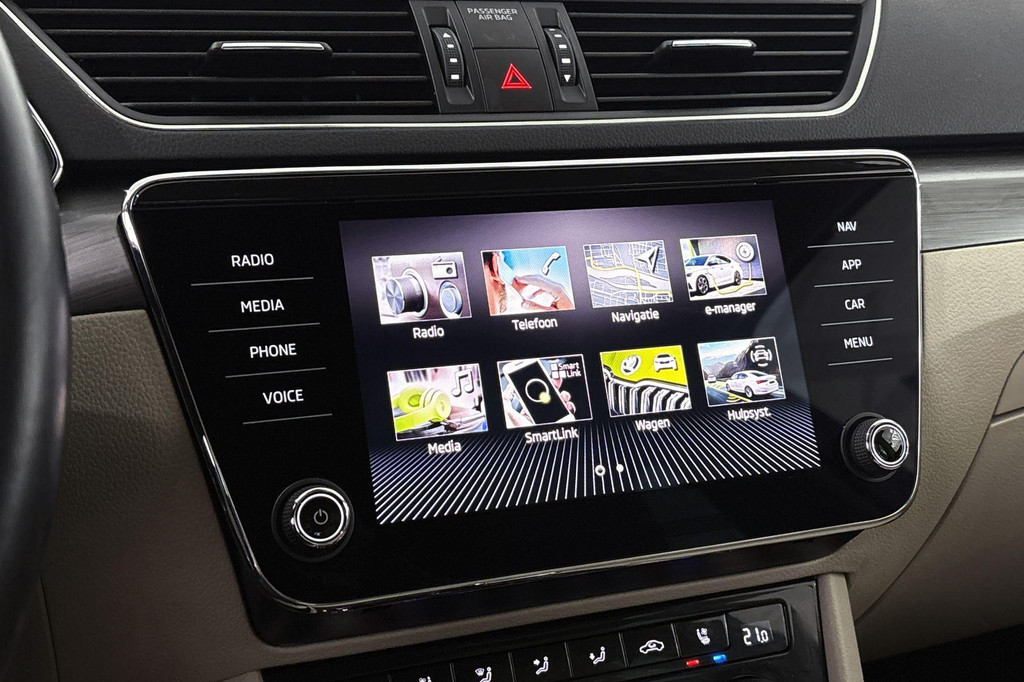 ŠKODA Superb (KBT63S) met abonnement