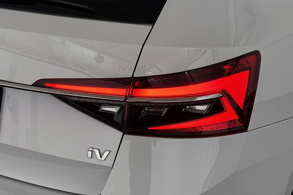 ŠKODA Superb (KBT63S) met abonnement