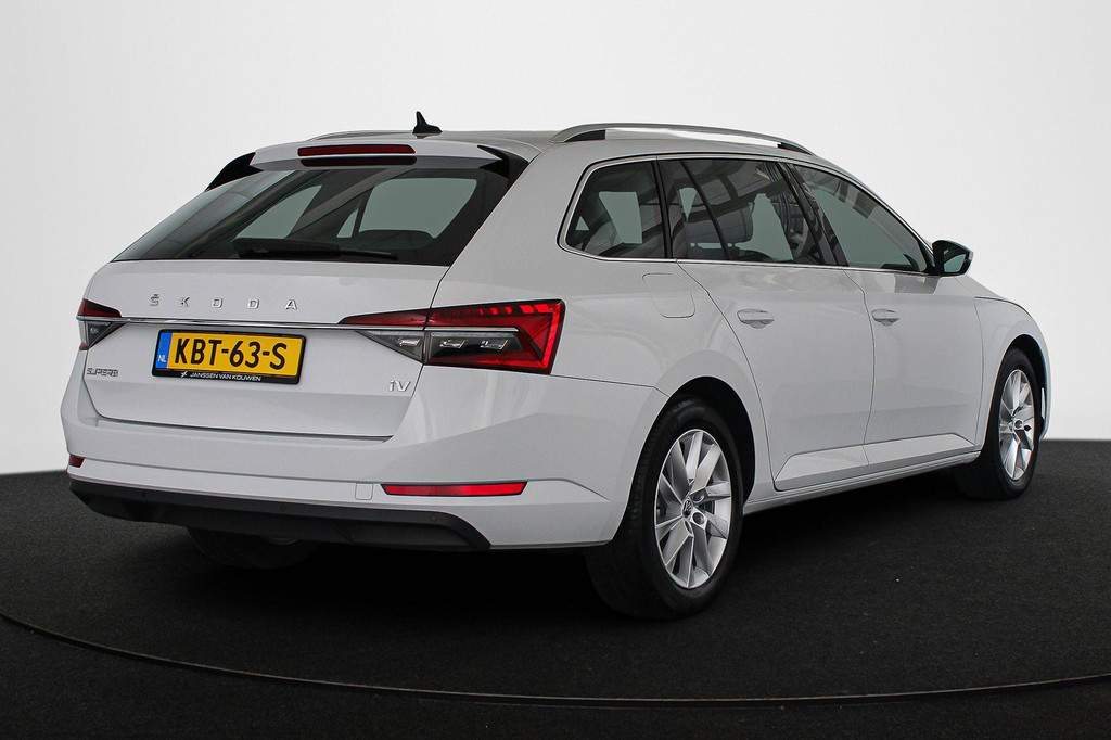 ŠKODA Superb (KBT63S) met abonnement