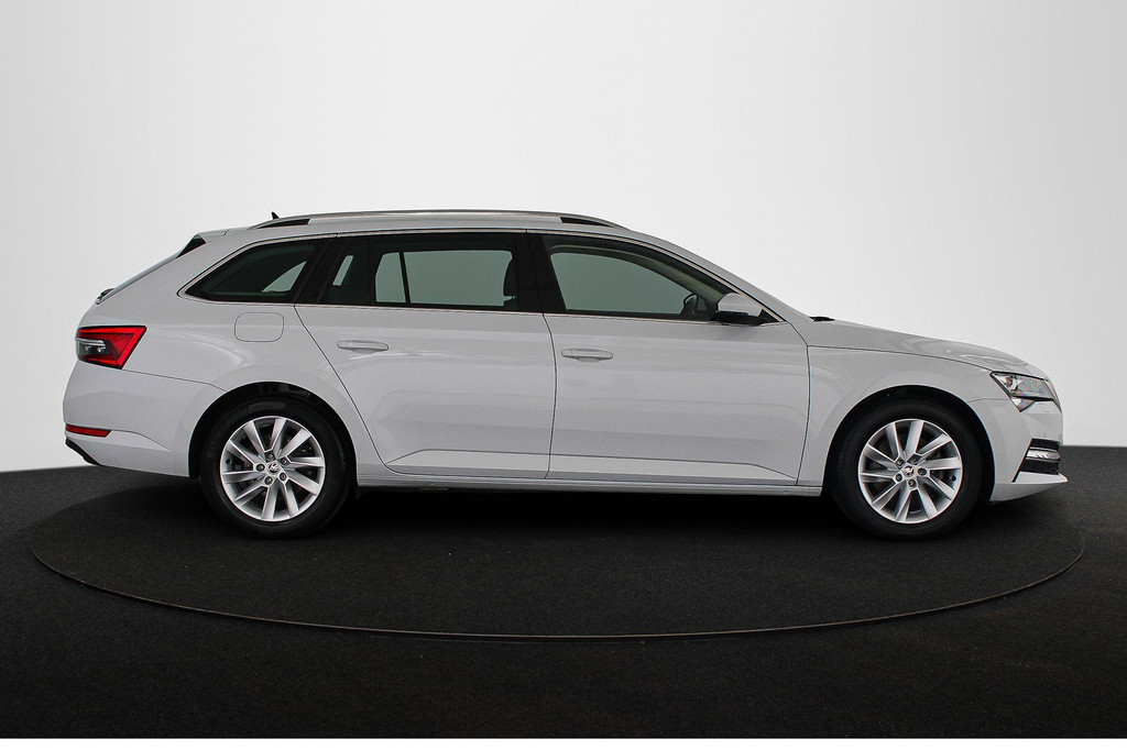 ŠKODA Superb (KBT63S) met abonnement