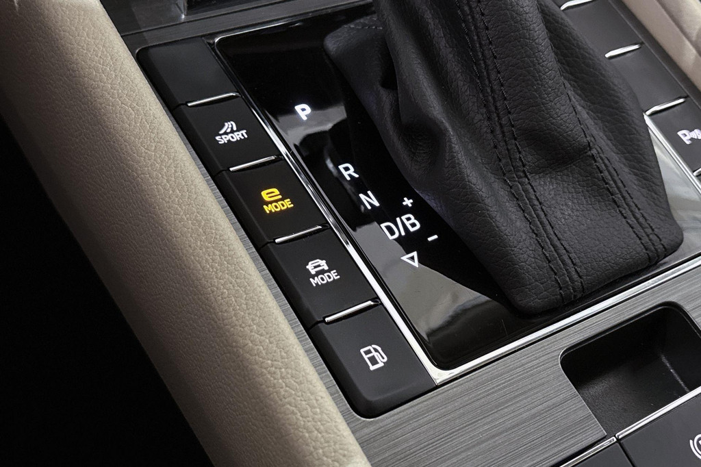 ŠKODA Superb (KBT63S) met abonnement