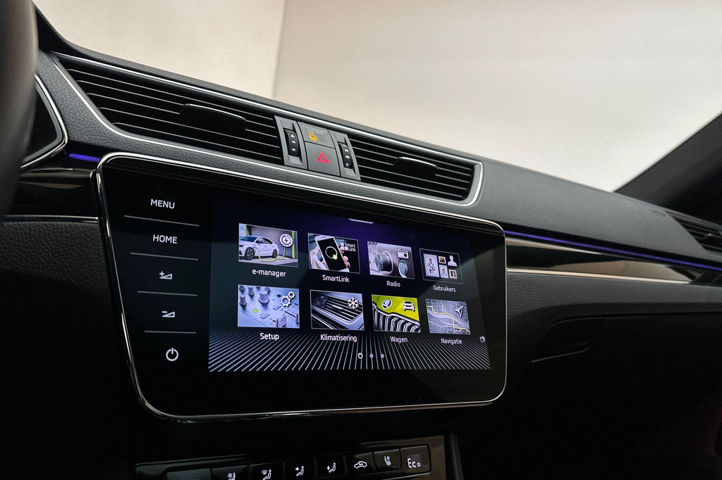 ŠKODA Superb (KBV92D) met abonnement