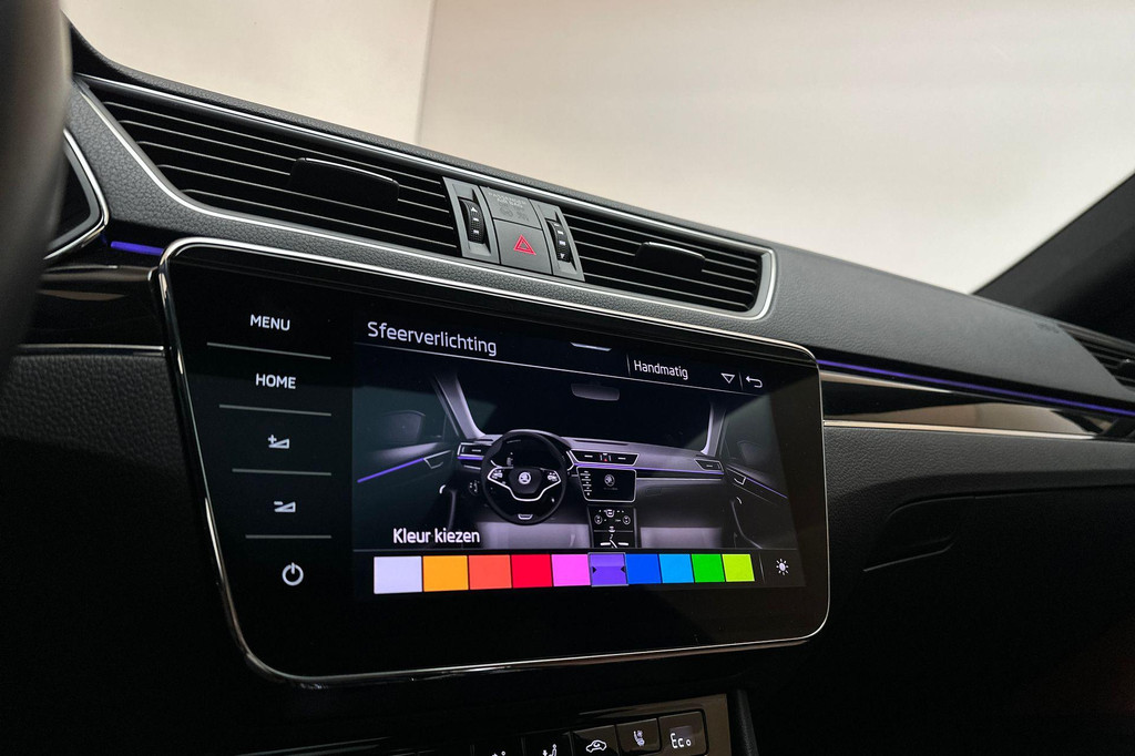 ŠKODA Superb (KBV92D) met abonnement