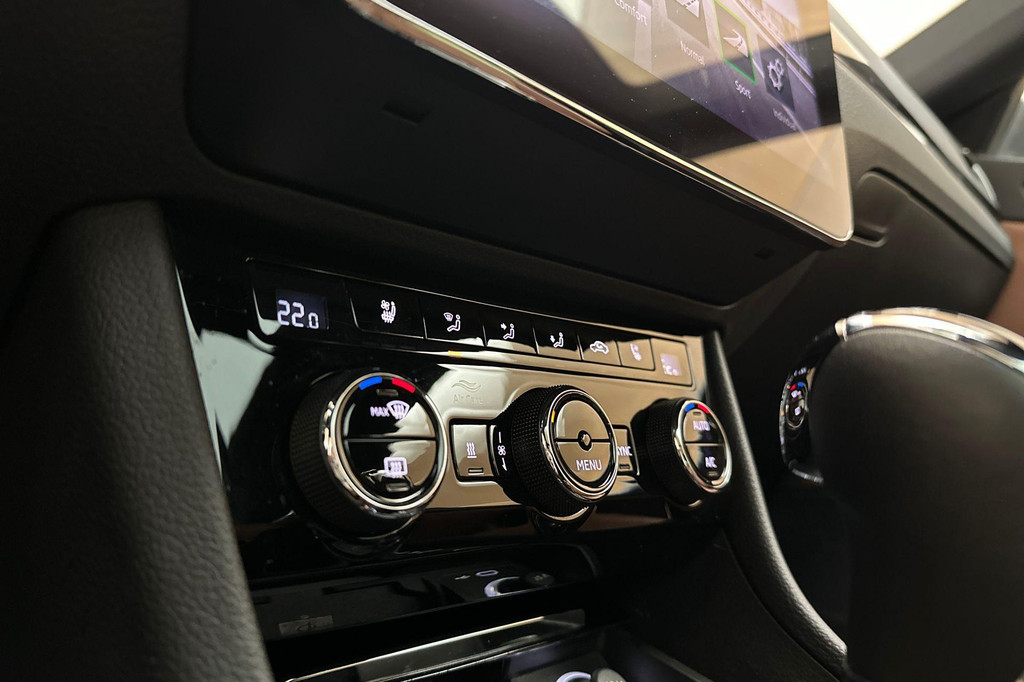 ŠKODA Superb (KBV92D) met abonnement