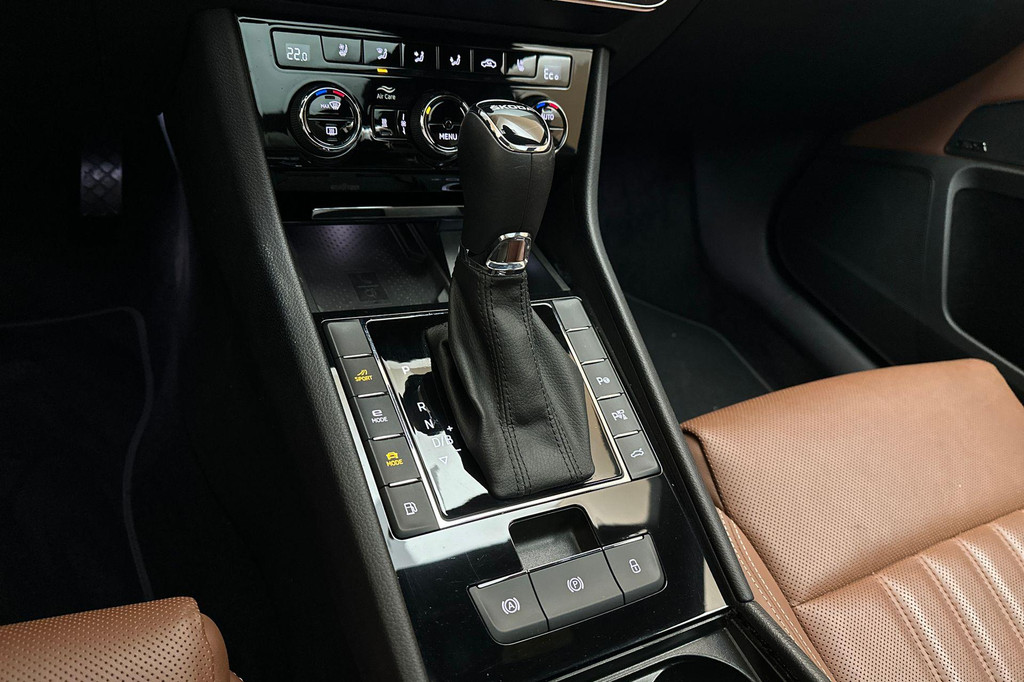 ŠKODA Superb (KBV92D) met abonnement