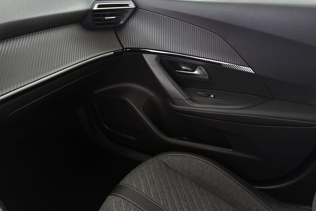 Peugeot e-2008 (HLR70V) met abonnement