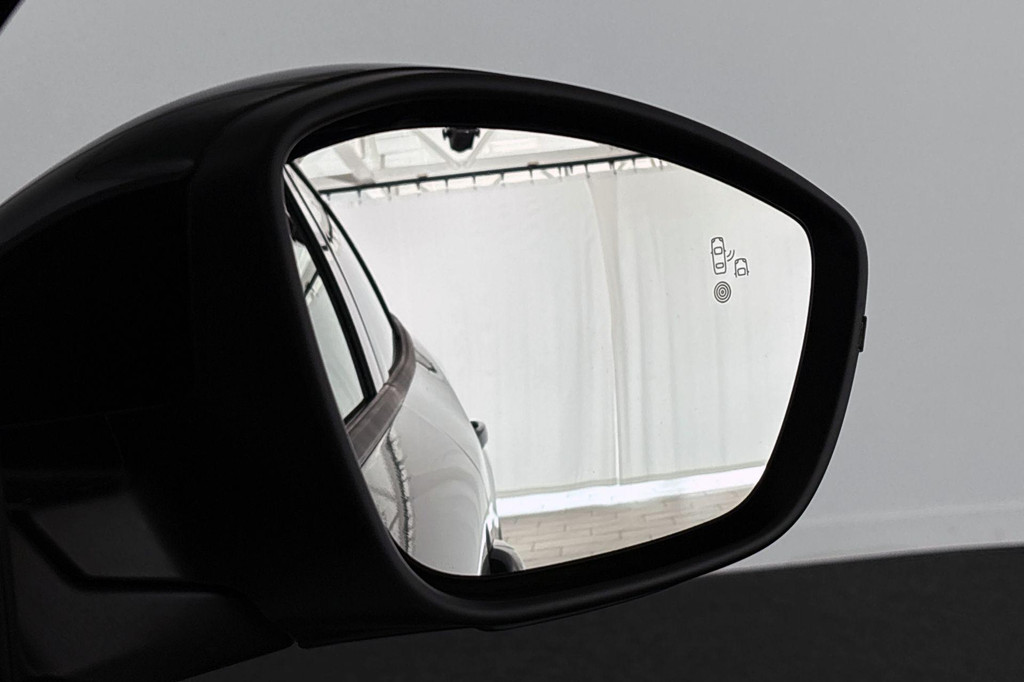 Peugeot e-2008 (HLR70V) met abonnement